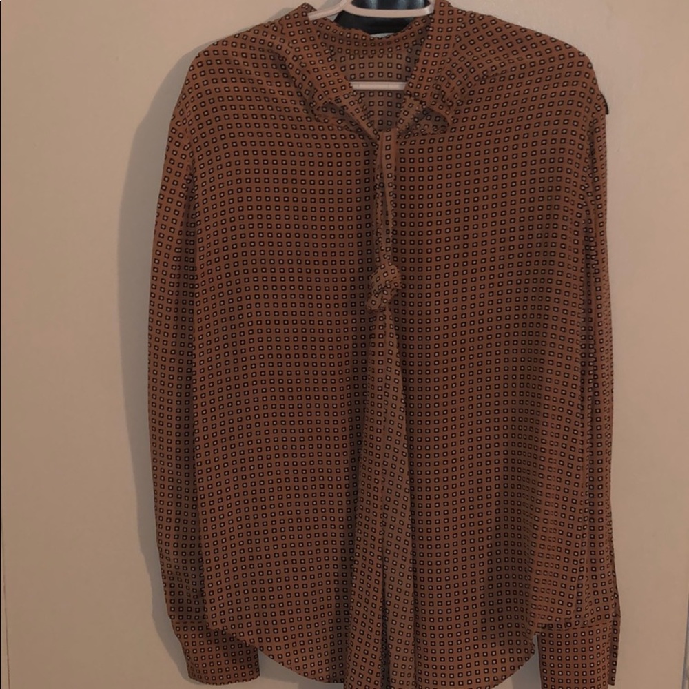 Peachy black and white polka dot shirt